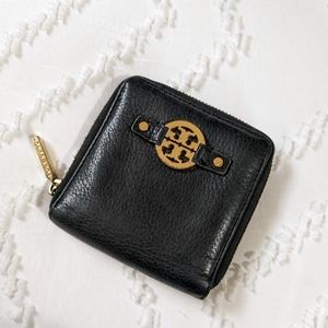 Tory Burch wallet